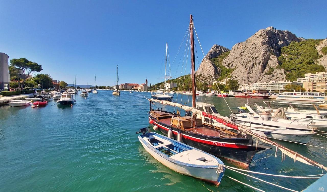 Apartment Anita Omiš Εξωτερικό φωτογραφία