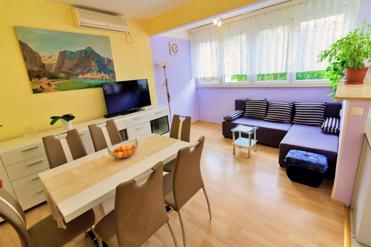 Apartment Anita Omiš Εξωτερικό φωτογραφία