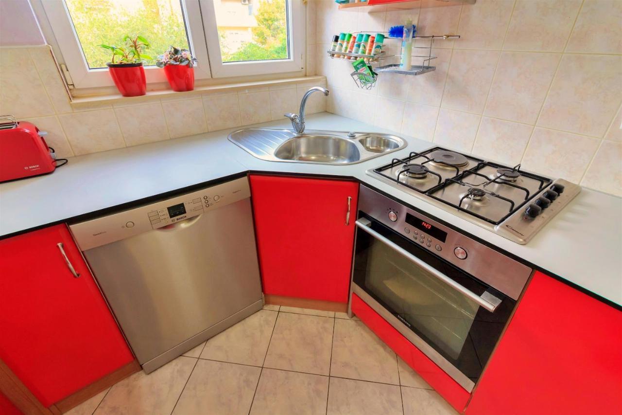 Apartment Anita Omiš Εξωτερικό φωτογραφία