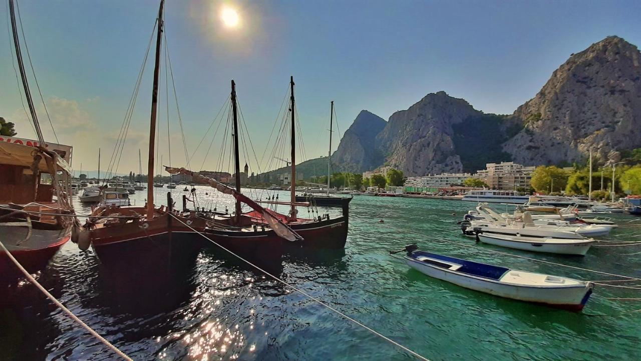 Apartment Anita Omiš Εξωτερικό φωτογραφία